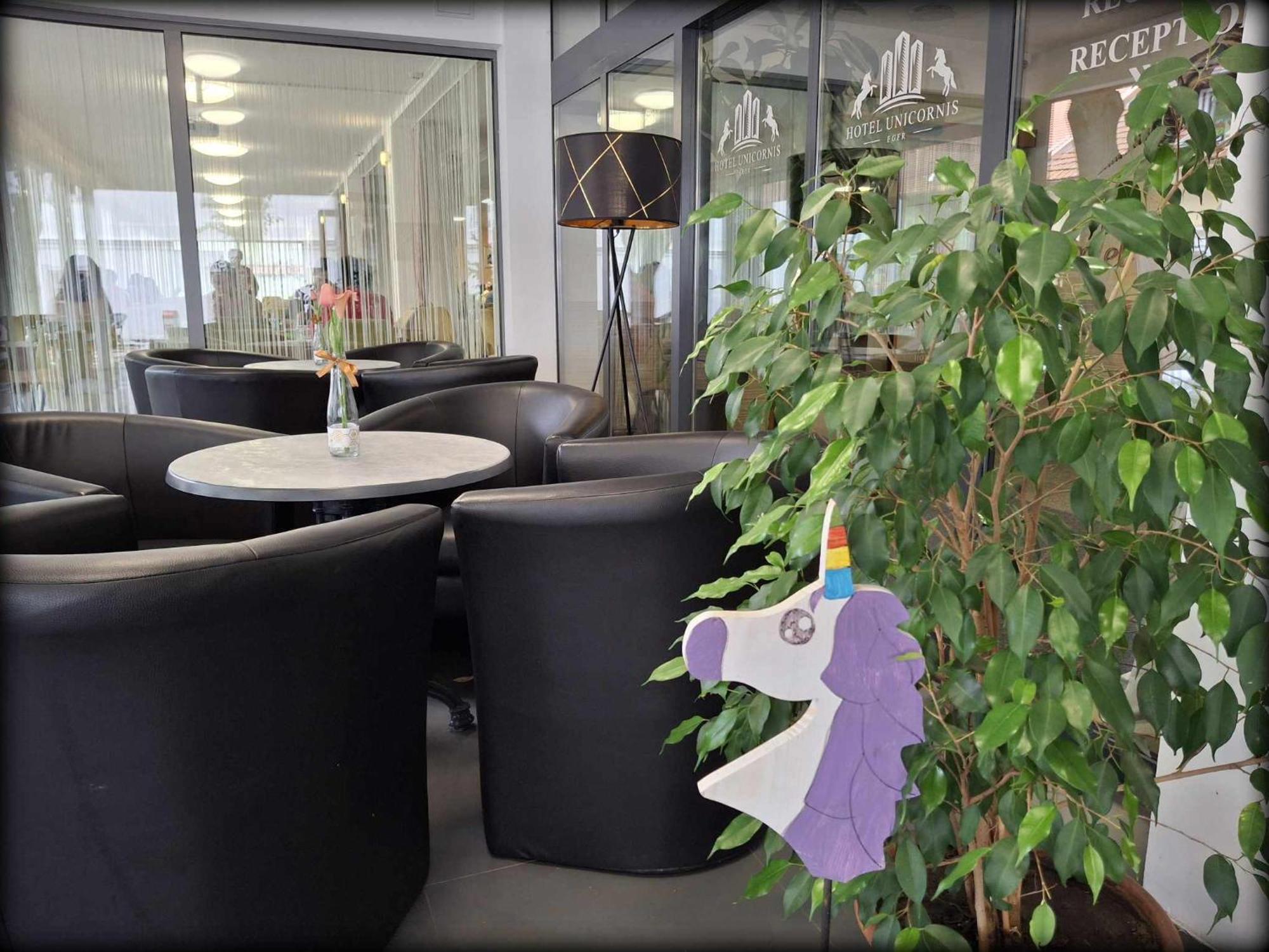 Hotel Unicornis Έγκερ Εξωτερικό φωτογραφία