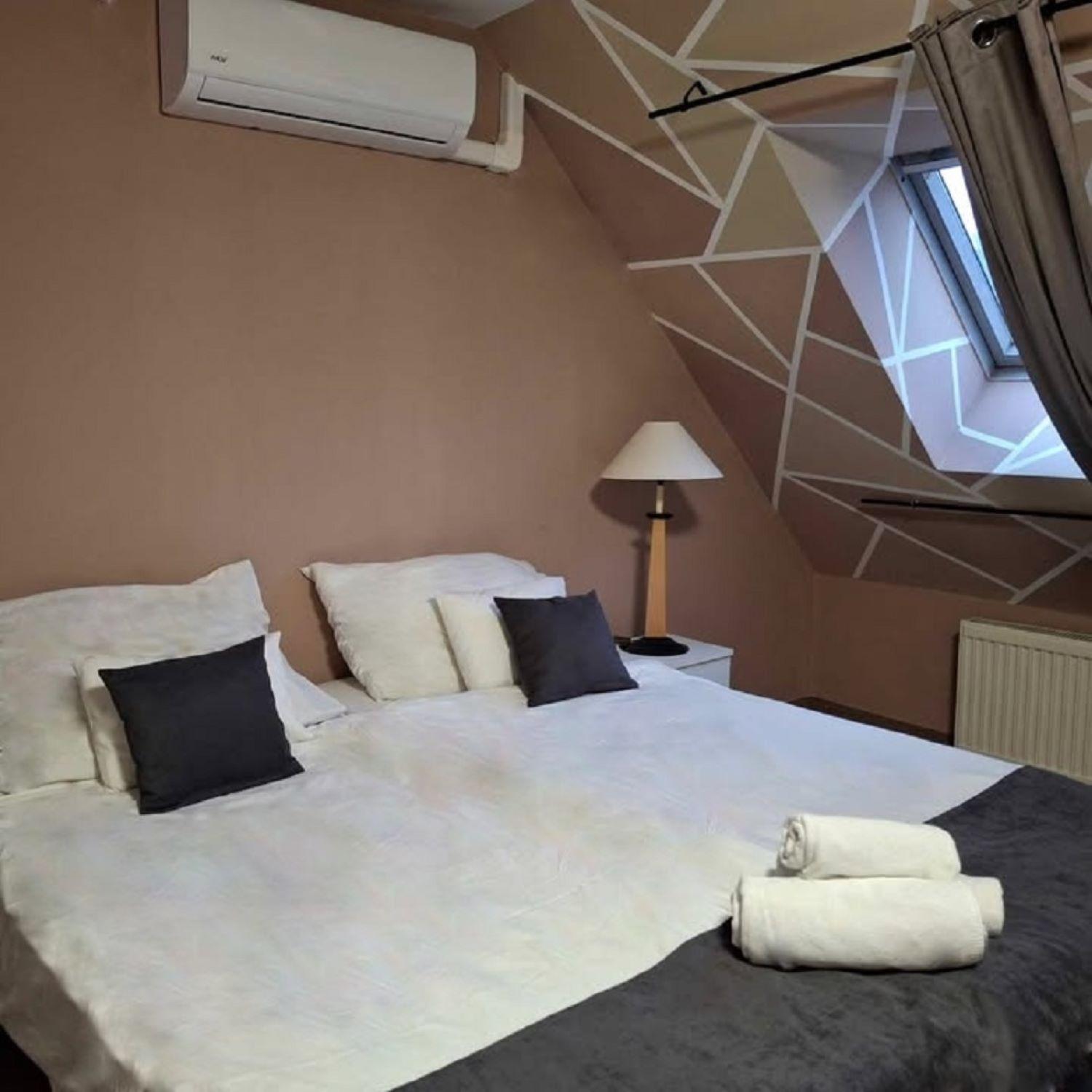 Hotel Unicornis Έγκερ Εξωτερικό φωτογραφία